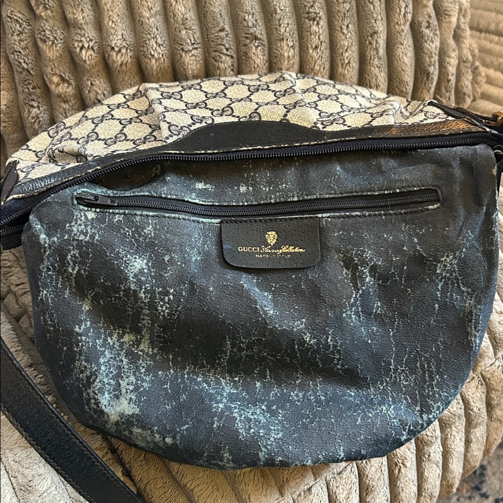 Gucci GG Monogram Supreme Purse Crossbody Bag Vintage Navy Italian Leather - Picture 17 of 17
